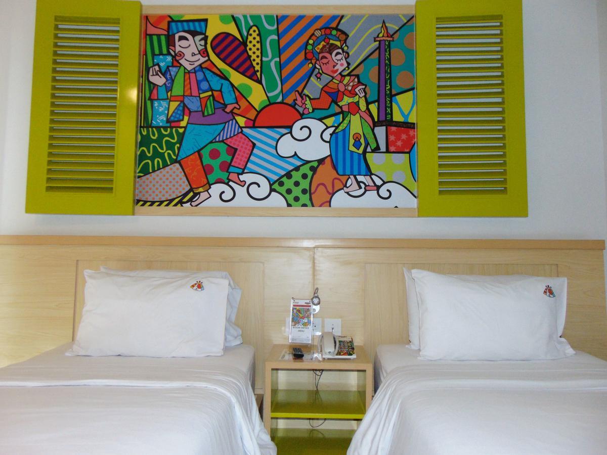 Maxonehotels.com At Kramat